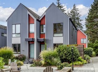 465 Sprout Path NW, Bainbridge Island, WA 98110