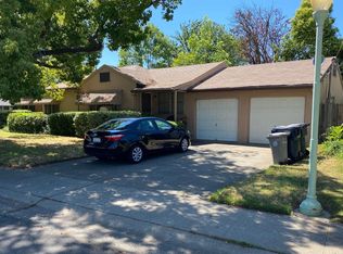 90 Primrose Way, Sacramento, CA 95819