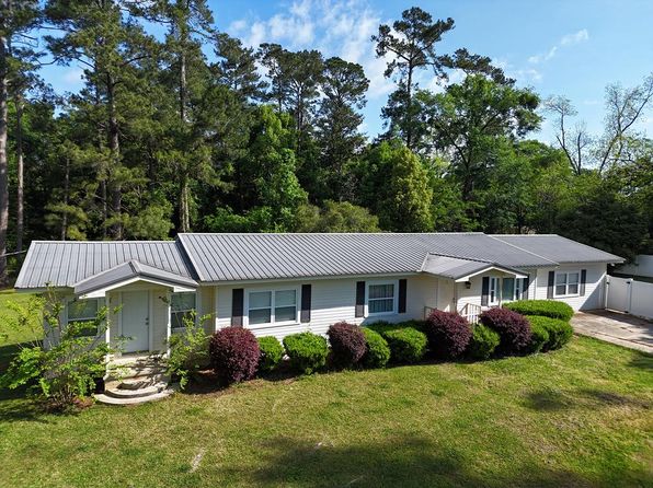 2062 W McDonald St, Pavo, GA 31778