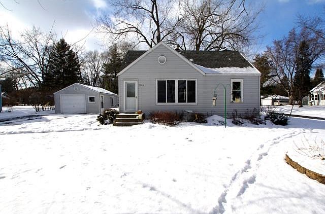 Great location on a corner lot across from Greenfield Park with access to walking trails just steps away. Vinyl windows & siding. Move in ready!