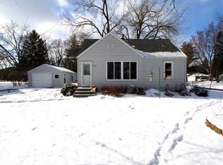 7944 Greenfield Ave, Mounds View, MN 55112