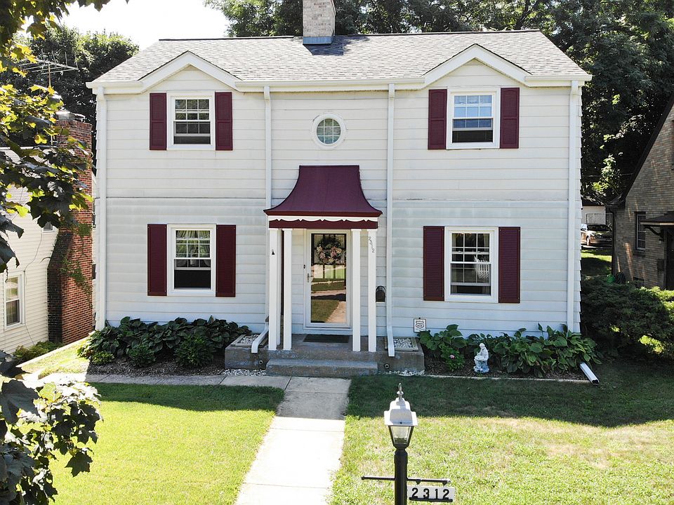 1st image of 2312 Benderwirt Ave