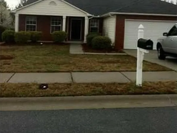 7445 Old Chapel, College Park, GA 30349
