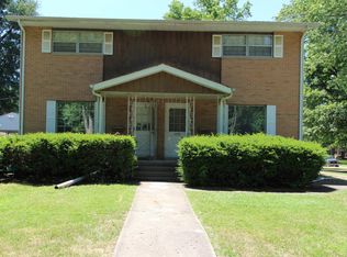 1272 S Grand Ave W, Springfield, IL 62704