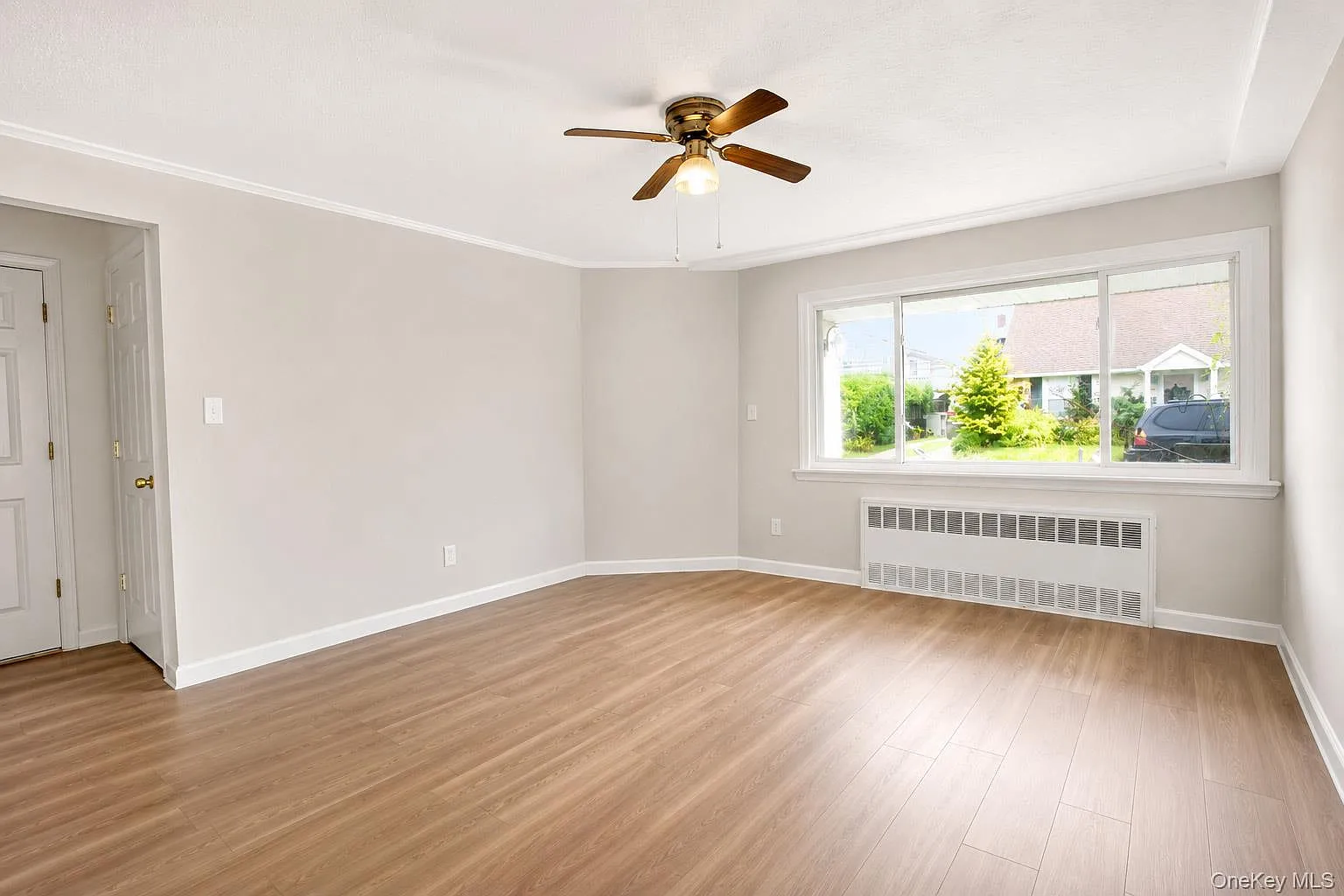 2 bed, 1.0 bath, 2198 sqft, $3,150 — Photo 3