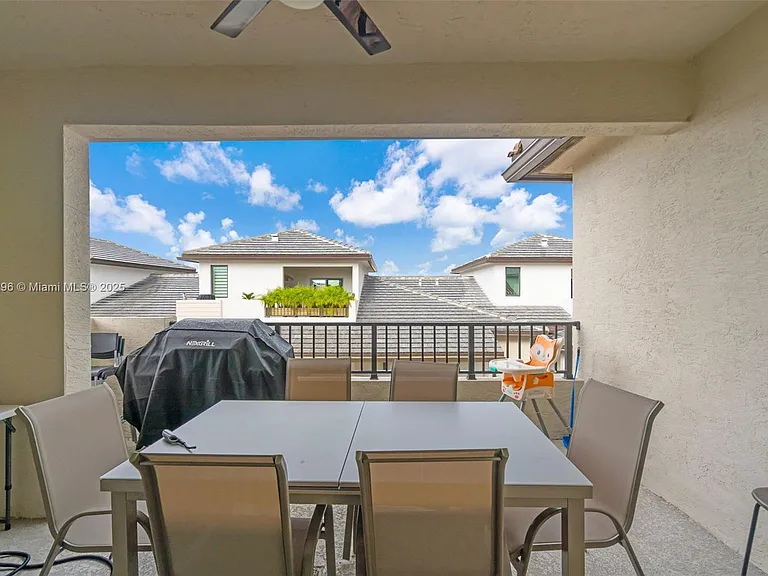 4450 NW 83rd Pkwy — Photo 37
