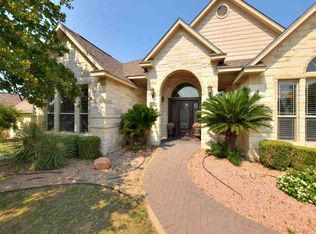 200 Enclave Dr, Kingsland, TX 78639