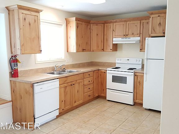 5th image of 234 W 1st S APT 111