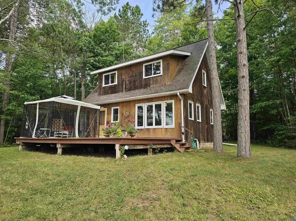 21605 Siskiwit Shores Dr, Cornucopia, WI 54827