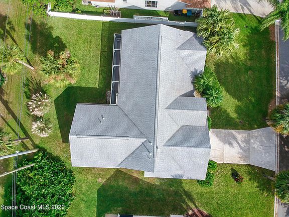 4th image of 750 Flora Linda Dr