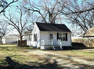519 N 12th St, Salina, KS 67401