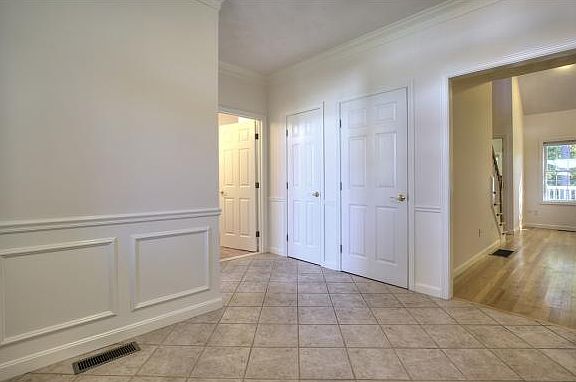 3rd image of 52 Sawgrass Cir