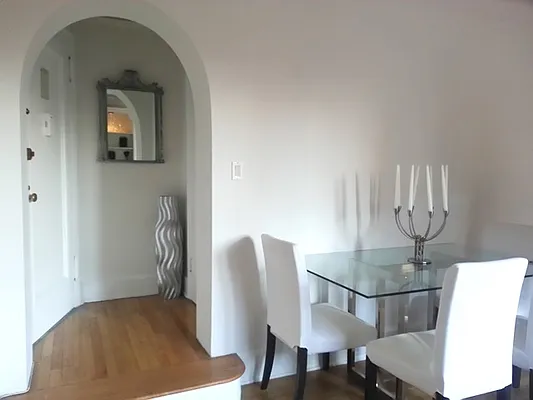 Rented by New York Residence | media 2