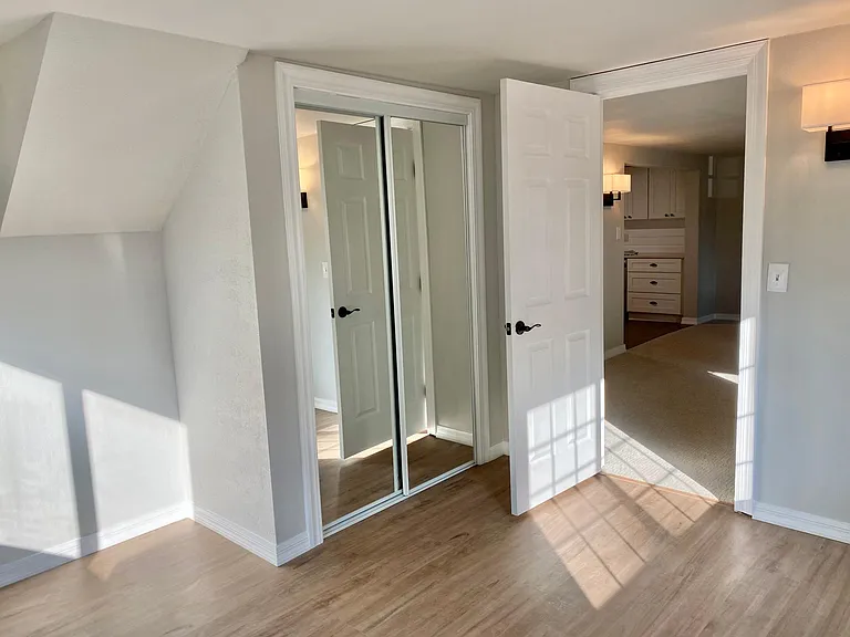 1409 E Pennsylvania Ave — Photo 16