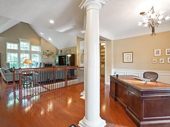 2nd image of 443 Maketewah Dr