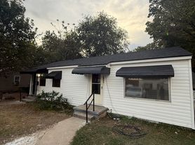 310 S 49th Ave W