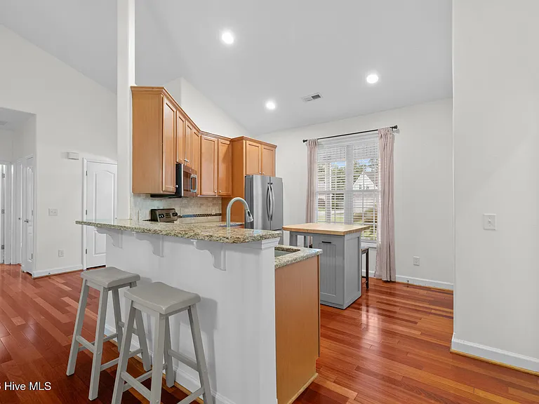 38 Amber Ct — Photo 9