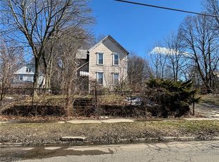 891 Grant St, Akron, OH 44311
