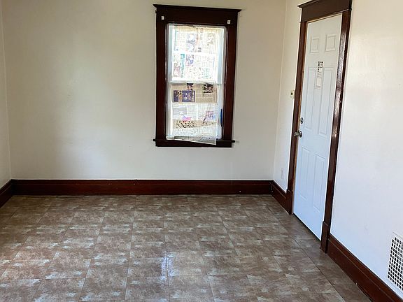 5th image of 501 Hewitt Ave Floor 1
