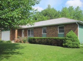 1324 Thomas St, Macomb, IL 61455