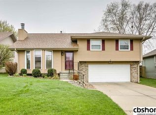 13525 Atwood Ave, Omaha, NE 68144