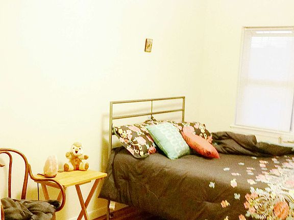 3rd image of 2590 Steinway St APT 2F