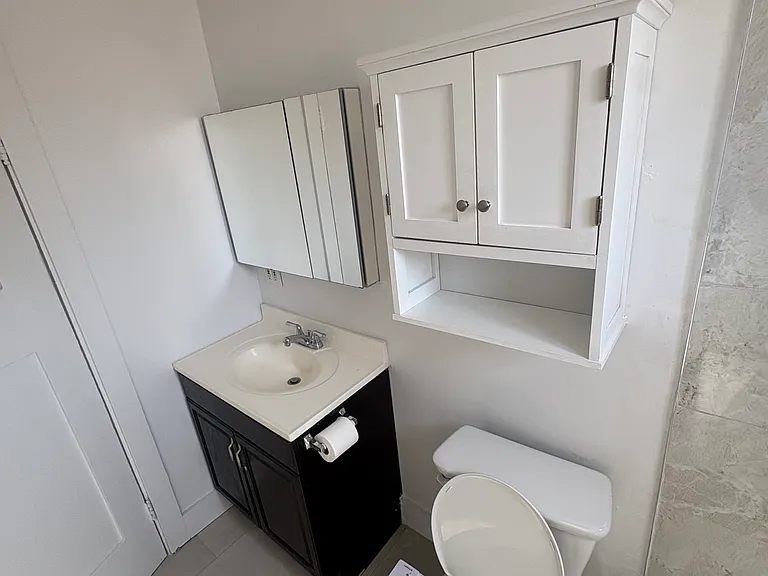 757 N Forest Ave — Photo 11