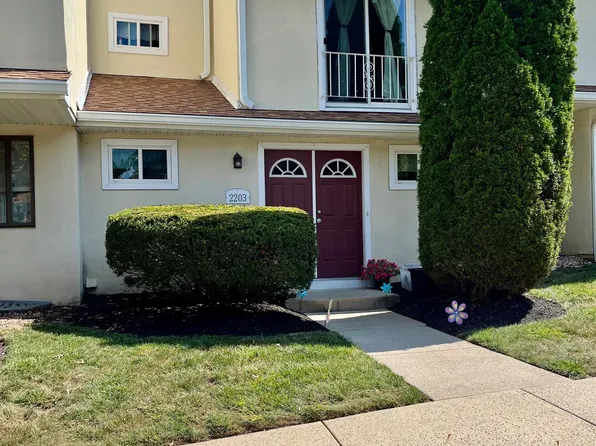 2203 Sycamore Cir, Lansdale, PA 19446
