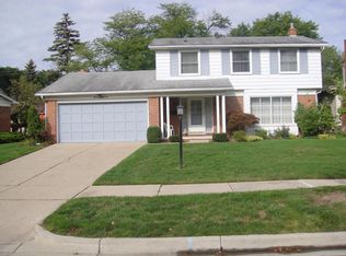 1389 Esch Ct, Ann Arbor, MI 48104