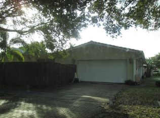 5600 SW 4th Ct, Plantation, FL 33317