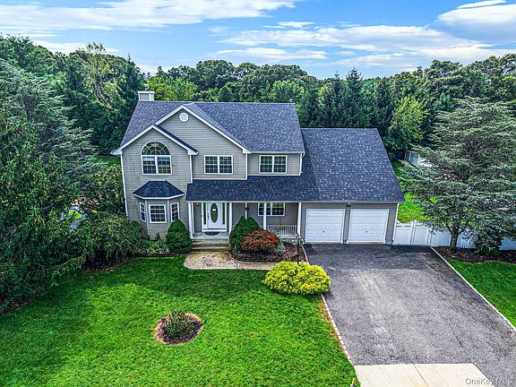 5th image of 18 Woodridge Lane