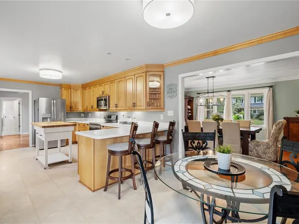 5481 Stewart Dr, Virginia Beach, VA 23464