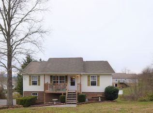 2712 Knoll Run Ct, Sevierville, TN 37876