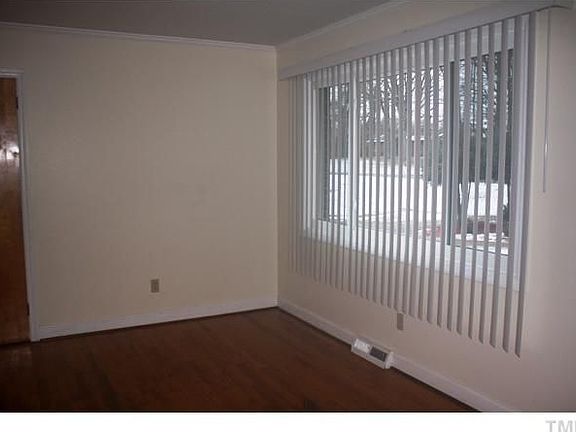 3rd image of 1239 Greenwood Dr