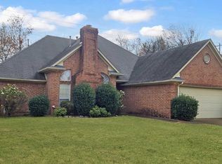 5598 Bordeaux Cir E, Memphis, TN 38125