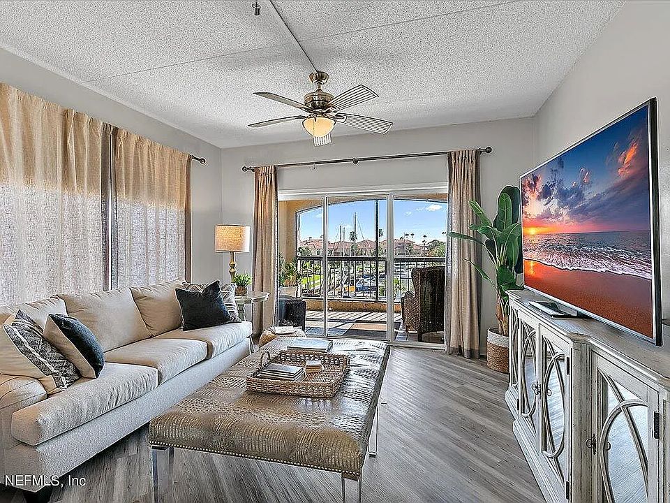 Front living room to balcony
