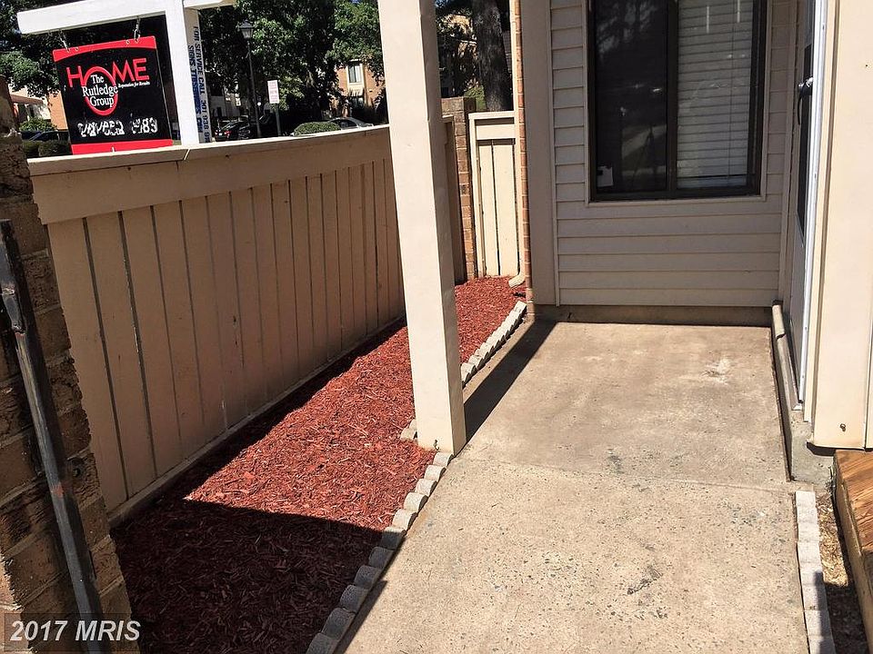 2nd image of 18643 Nathans Pl