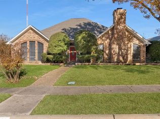 1106 Magnolia Dr, Carrollton, TX 75007