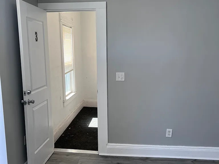 496 Summer St #3 — Photo 2