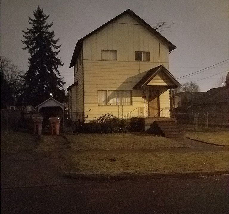 1st image of 1658 S 47th St