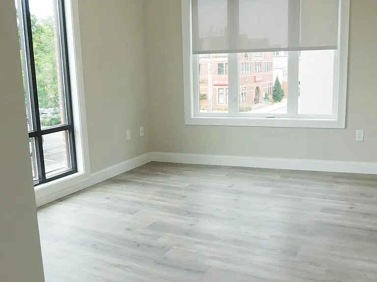 360 Washington St #205 — Photo 3