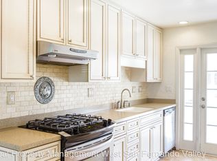 9956 Fullbright Ave, Chatsworth, CA 91311