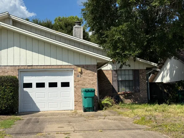 43 12th Ave, Shalimar, FL 32579