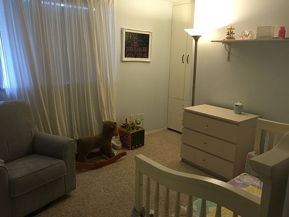 2nd image of 9014 NE Lewis Dr