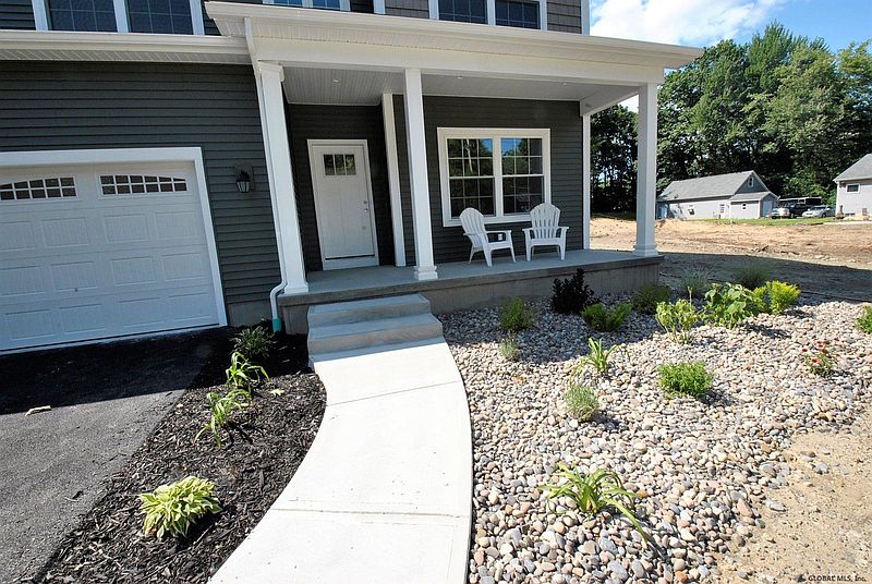 2nd image of 76 VLY Road