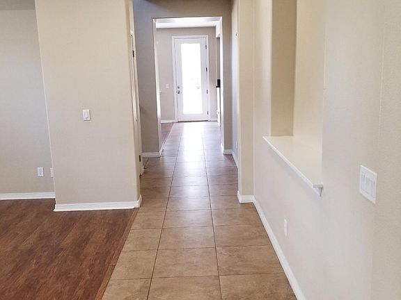 2nd image of 45760 Cloudburst Ln