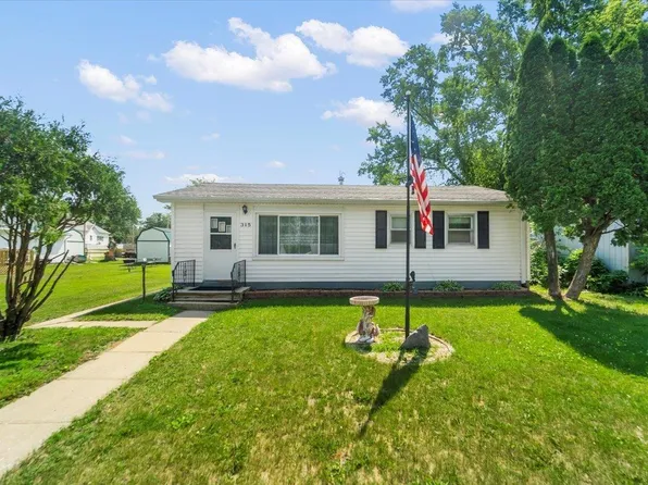 315 4th Ave NW, Oelwein, IA 50662