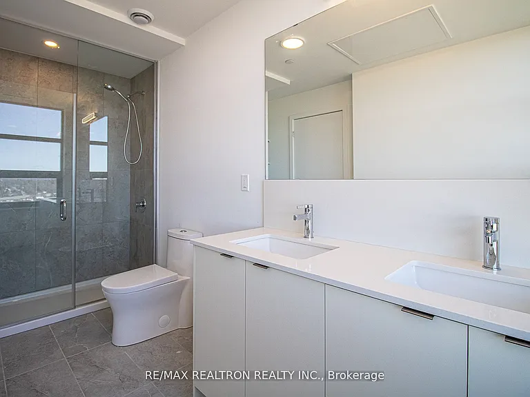 1606 Charles St #1402 — Photo 34