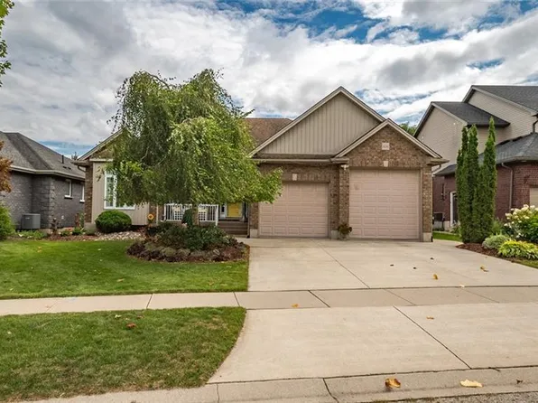 424 Lakeview Dr, Woodstock, ON N4T 1V3