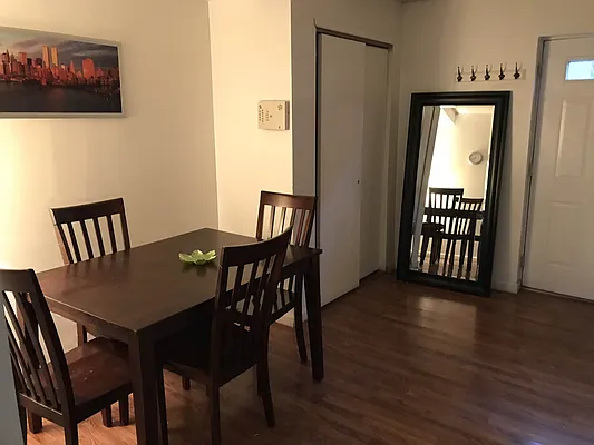 Rented by PLUSH REALTY Inc | media 30